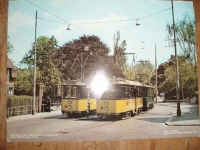 Kleurenfoto trams lijnen 16 en 17, Oudedijk, Rotterdam.